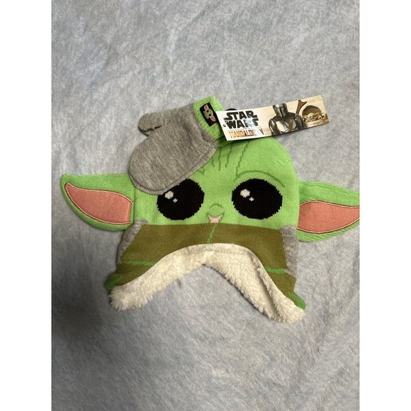 Star Wars The Mandalorian Hat and Mittens NWT - Picture 1 of 7
